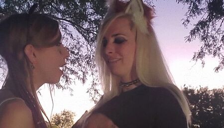 Making Out In The Wild With Galaxy Fox