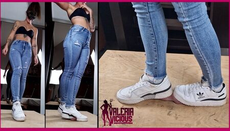 Adidas Sneaker Cock Crush and Trample