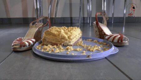 Cake for her Wedges floor view