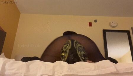 Nylon farts make him tap out