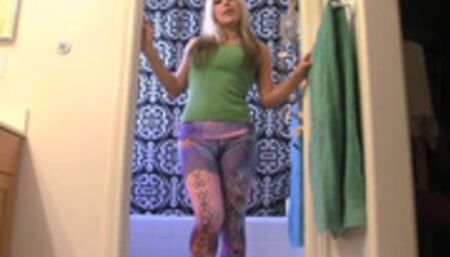 Jessica - Sensual Shower Tease