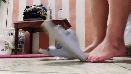 Shoeplay in Old Sandals at Ara's Room