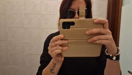 Pee in the public bathroom of a luxury restaurant 4K mp4