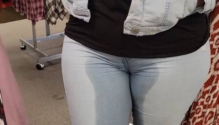 Lexi's reverse public wetting and rewet