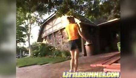 Teen in braces rubbing