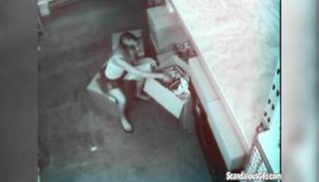 Real teen solo rubbing her pussy