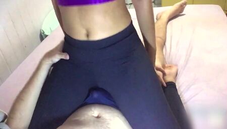 Ass Rubbing In Leggings Till He Cum In His Underwear