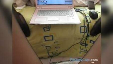 CN hairy  pussy webcam