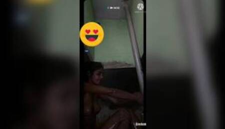 delhi ki shivani  bath