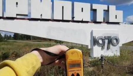 Playing with my pussy and tits in Chernobyl where there is a lot of radiation