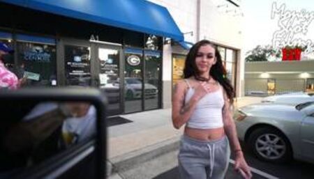 Picked Up A 18 Year Old Teen With A Fat Ass And She Let Me Fuck Her All Night