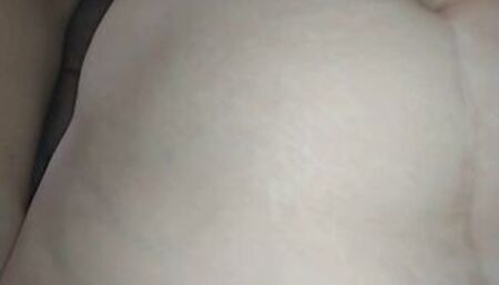 Uncle woke up young mom to fuck