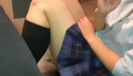 【素人】黒髪清楚系J◯彼女と31歳派遣社員の僕とラブホテルでAV鑑賞しながら変態プレイしてきました。※ハメ撮り