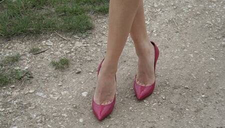 Maria's Pink Casadei High Heels Walk 2 (1920x1080)