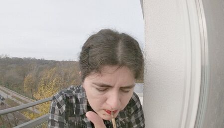 Smoking, spit, red lips