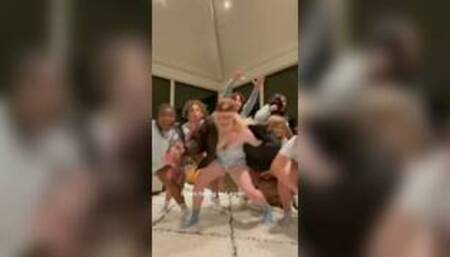 Billie Eilish’s big titties fall out while filming music video