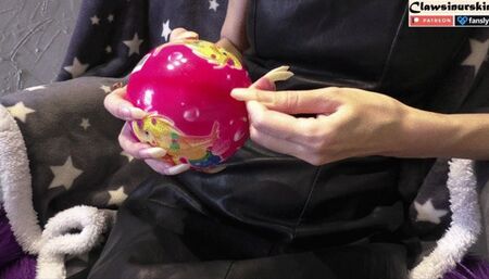 thumb claw against ball - episode 2