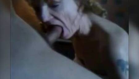 Grandma with a wrinkled face sucks dick and drinks cum