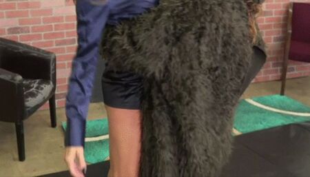 DETECTIVE HOLLYWOOD vs BIG FOOT'S SISTER  pt 1 wmv HD