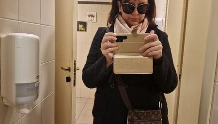 Hot pee and farts in a public toilet 4K