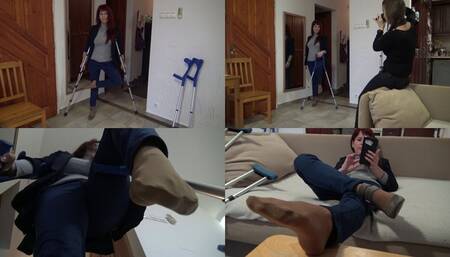 Norina - Sprained on the photoshoot