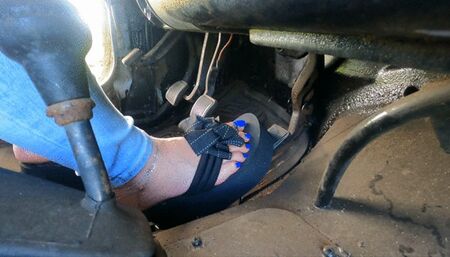 Cranking My '92 Jeep Wrangler in Platform Wedge Flip Flops