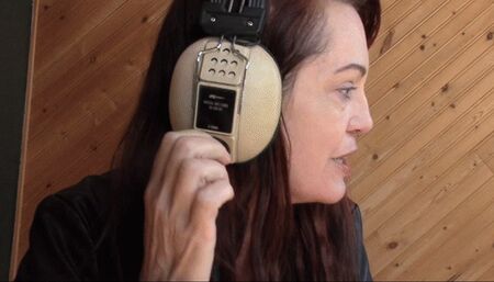 Step-Mommy Loves Your Retro Headphones [mobile]