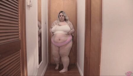 Hallway Striptease - MP4 720