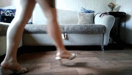 crosslegs dangling mpg 720