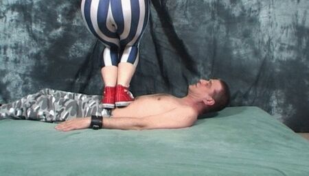 Yvette Costeau, trample-workout for her slave, MP4-SD