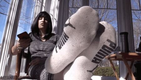 FRENCH Socks - JOI & Humiliation en chaussettes puantes (Clip francais, French speaking) - HD Version
