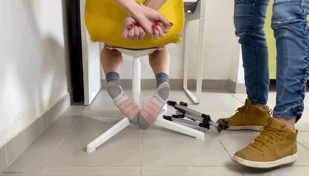 KYLIE'S BASTINADO PUNISHMENT (remastered)- MP4 HD 