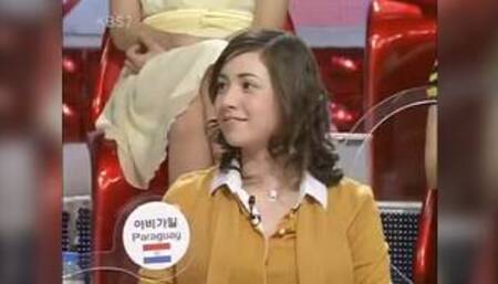 Bronwyn Mullen South African White Girl "I don't want to go to a Korea bathhouse"