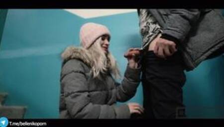 I gave on the first date right in the entrance! -- BelleNiko