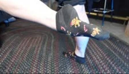 Christmas Socks and Muscular Calves MP4 1080 Silent Clip