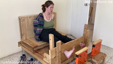 Hippie Girl Foot Roasting - 4K version