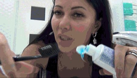 I brush my teeth and blow bubbles Bb