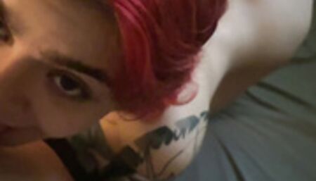 Amateur teen girlfriend sucks and fucks