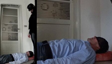 Intense trampling under Ambra (two cameras view)