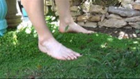 Tap & crush on fluffy grass with her small feet