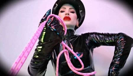 Silent smothering -  FEMME FATALE