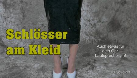 Locks on dress - Schlösser am Kleid