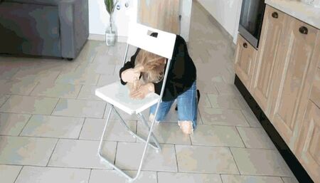 New chair, new challenge MP4(1280x720)FHD