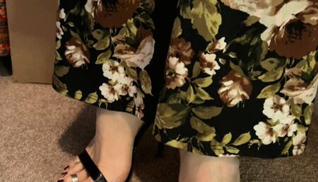 Paypig To Tgirl Feet