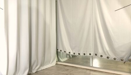 xxx model fucks the photographer