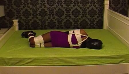 Jessica 105M Outtake