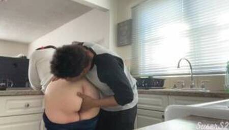 BBW wife gets fucked in the kitchen - Susers2