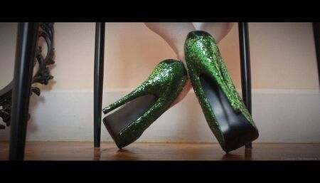 M - Underchair Shoeplay Green Glitter Heels
