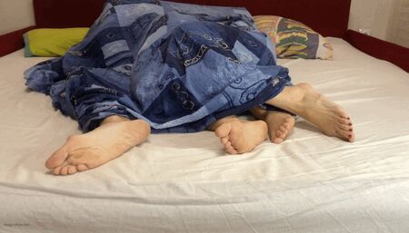 SNORING FEET TWO GIRLS TAKING A NAP - MOV HD