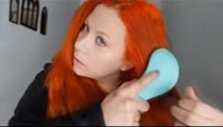 Brushing Long red hair MP4 640